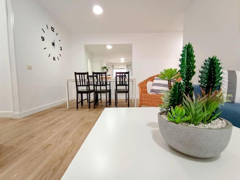Dulos House Pool And Free Wifi Apartment *